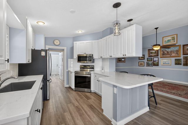 8557 SE Retreat Drive, Hobe Sound, FL 33455