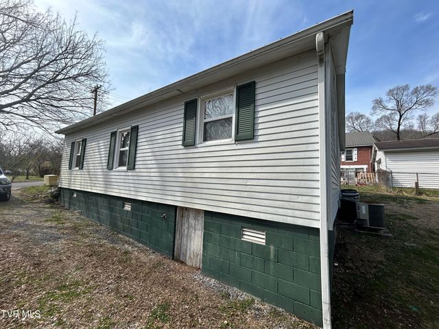 402 Clay Street, Rogersville, TN 37857