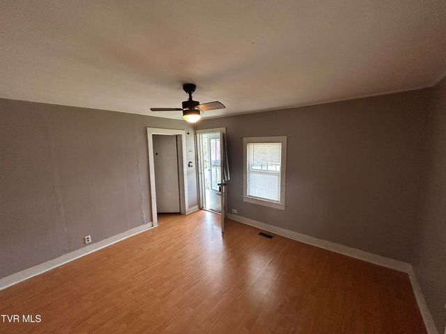 402 Clay Street, Rogersville, TN 37857