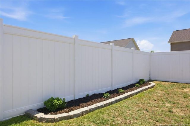 282 Tulip Oak Drive, Raeford, NC 28376