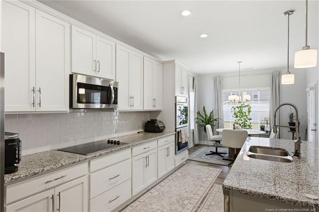 282 Tulip Oak Drive, Raeford, NC 28376