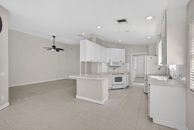 8093 Montserrat Place, Wellington, FL 33414