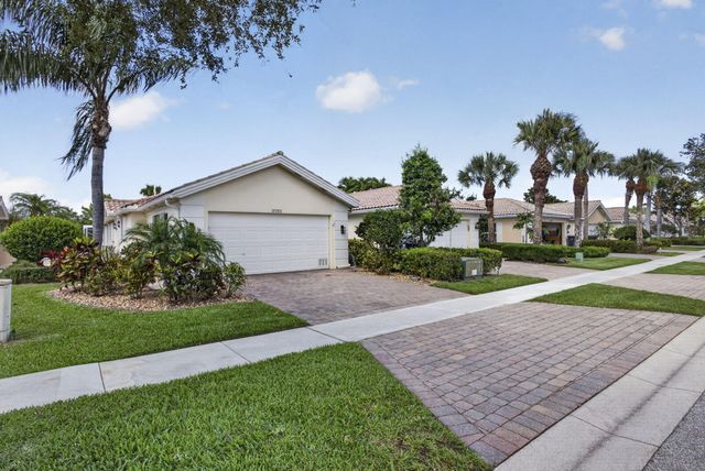 8093 Montserrat Place, Wellington, FL 33414