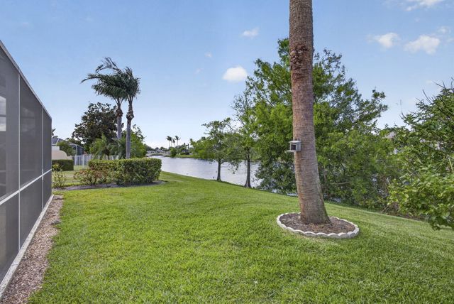 8093 Montserrat Place, Wellington, FL 33414