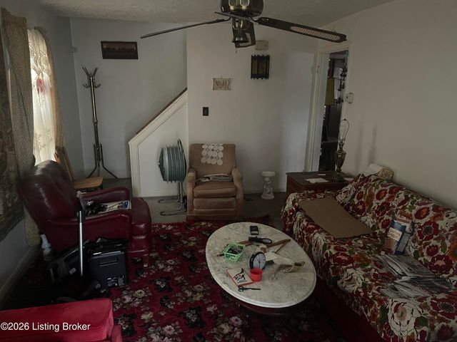 4506 Greenwood Ave, Louisville, KY 40211