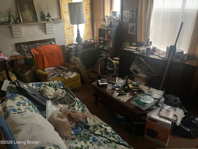 4506 Greenwood Ave, Louisville, KY 40211