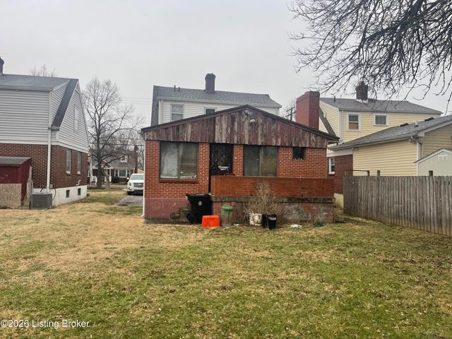 4506 Greenwood Ave, Louisville, KY 40211