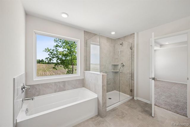 27110 Gallop Way, Saline, MI 48176