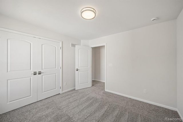 27110 Gallop Way, Saline, MI 48176