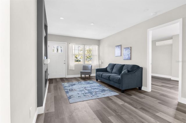 5318 9TH AVENUE, St Petersburg, FL 33710