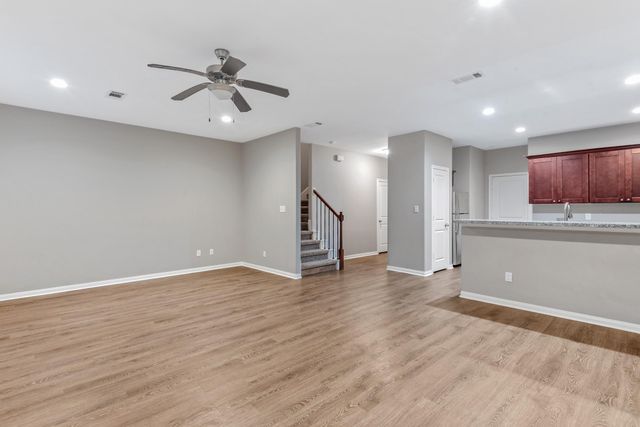 128 Artesian Way, New Caney, TX 77357