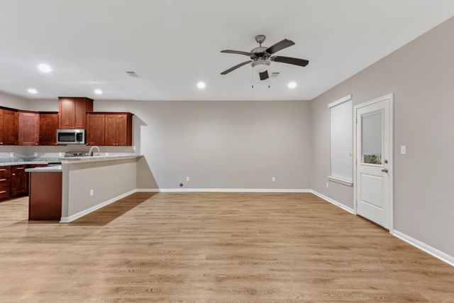 128 Artesian Way, New Caney, TX 77357