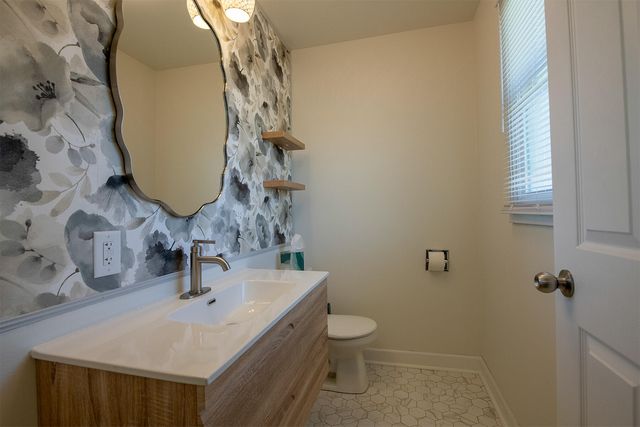 5550 Evergreen Avenue, Portage, IN 46368
