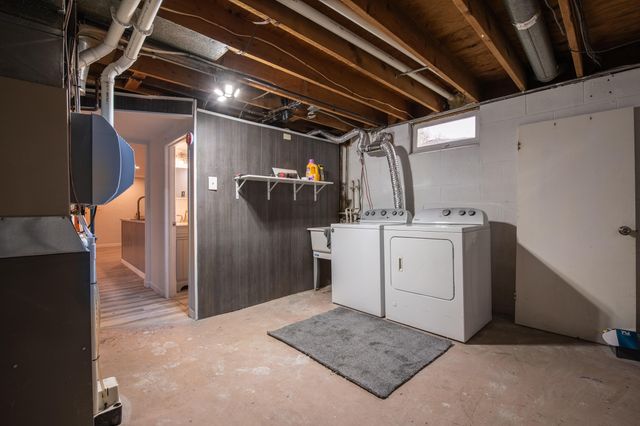 5550 Evergreen Avenue, Portage, IN 46368