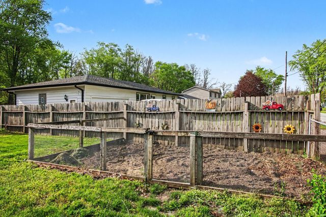 5550 Evergreen Avenue, Portage, IN 46368