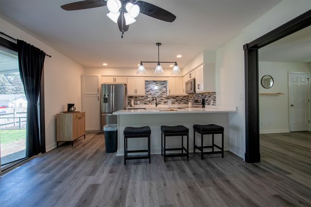 5550 Evergreen Avenue, Portage, IN 46368