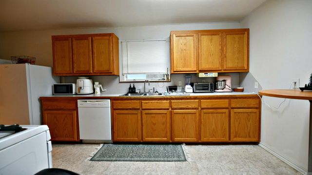 1107 Janssen Avenue, Mena, AR 71953