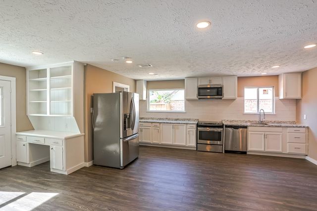 3215 Springhill Drive, Missouri City, TX 77459