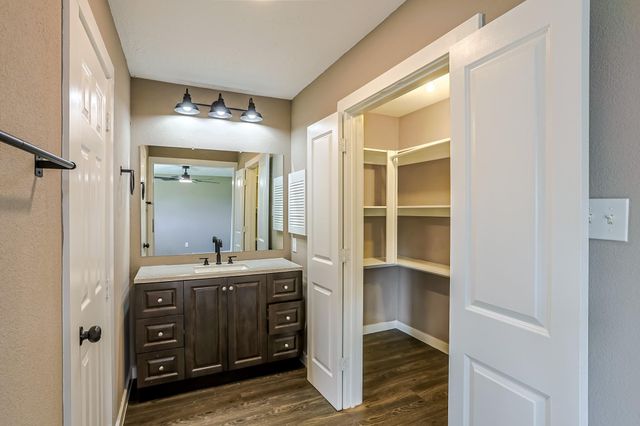 3215 Springhill Drive, Missouri City, TX 77459