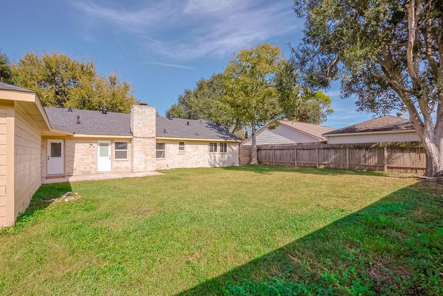 3215 Springhill Drive, Missouri City, TX 77459