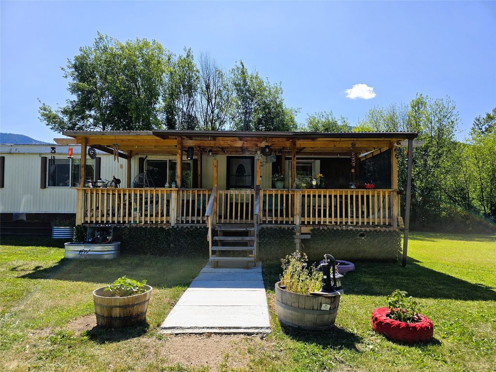 Image 2 of property listing at 221 7th Street, Clinton, MT 59825