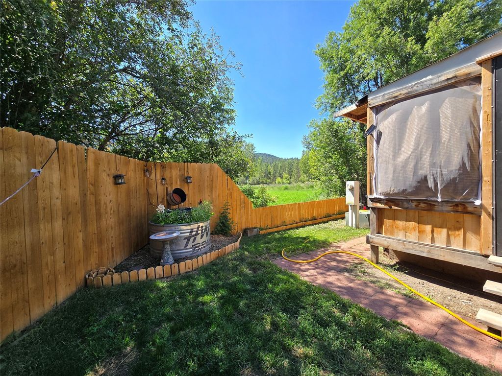 Image 25 of property listing at 221 7th Street, Clinton, MT 59825