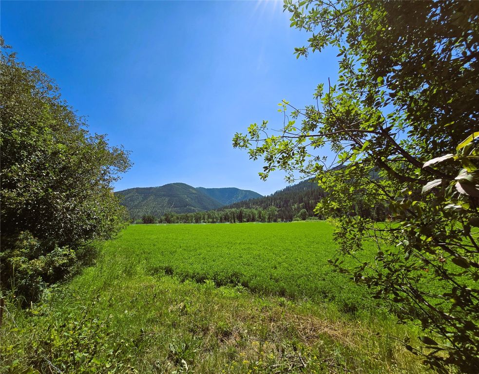 Image 28 of property listing at 221 7th Street, Clinton, MT 59825