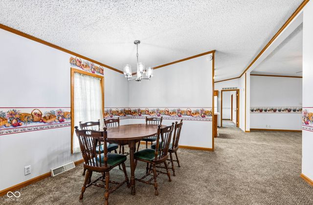 65 S 1100 W, Jamestown, IN 46147