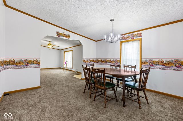 65 S 1100 W, Jamestown, IN 46147