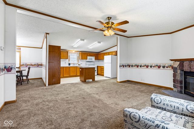 65 S 1100 W, Jamestown, IN 46147