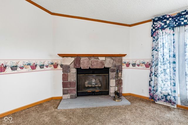 65 S 1100 W, Jamestown, IN 46147