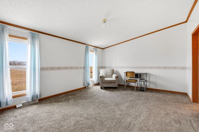 65 S 1100 W, Jamestown, IN 46147