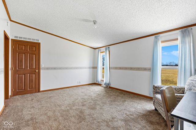 65 S 1100 W, Jamestown, IN 46147