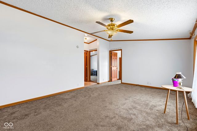 65 S 1100 W, Jamestown, IN 46147
