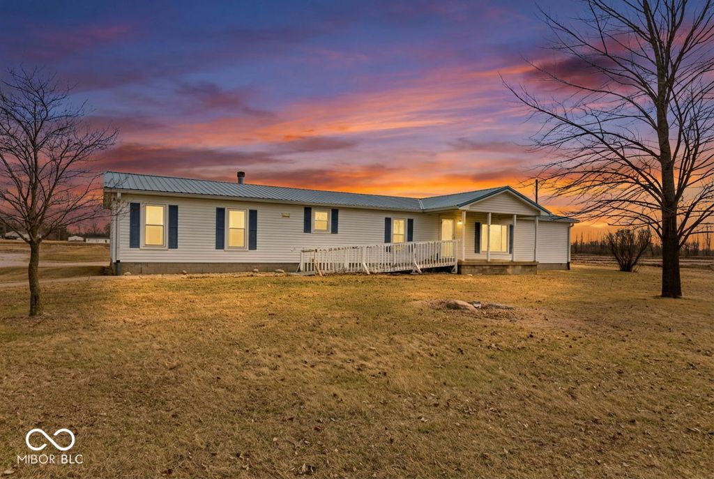 65 S 1100 W, Jamestown, IN 46147