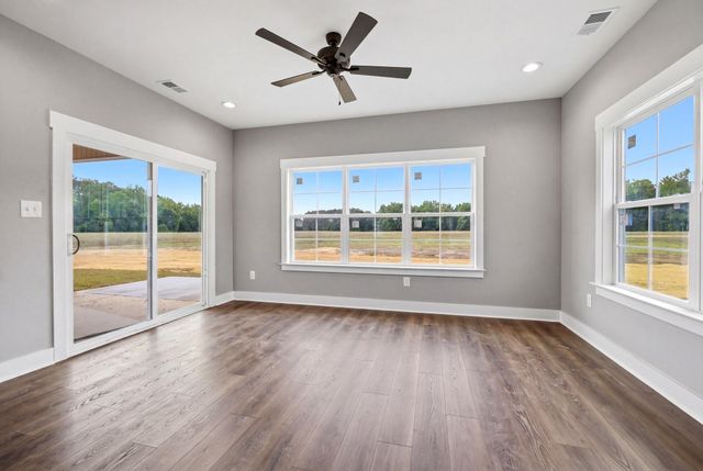 5662 Highway 668, Conway, SC 29526