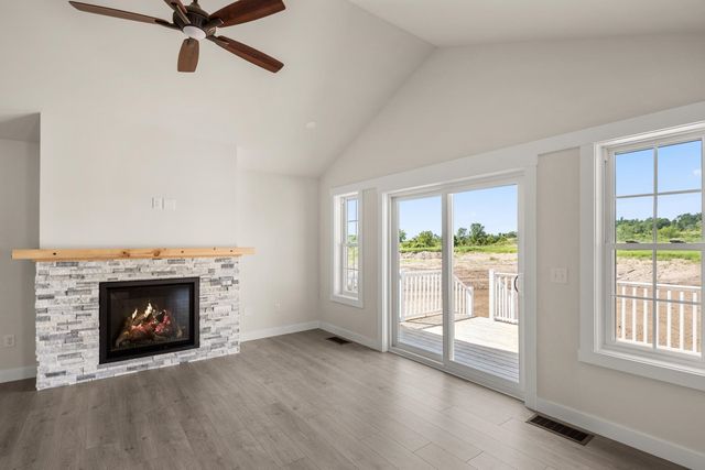 435 Commodore Drive 19, Vergennes, VT 05491