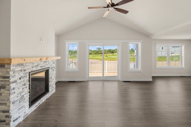 435 Commodore Drive 19, Vergennes, VT 05491