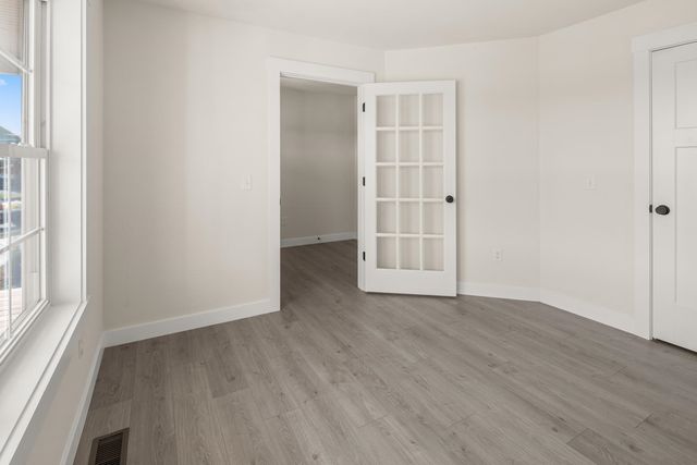 435 Commodore Drive 19, Vergennes, VT 05491