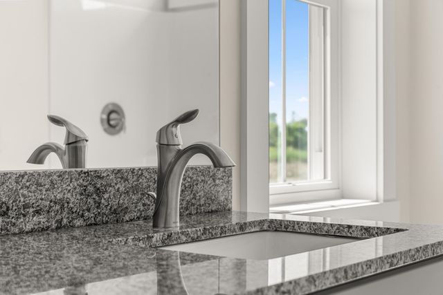 435 Commodore Drive 19, Vergennes, VT 05491