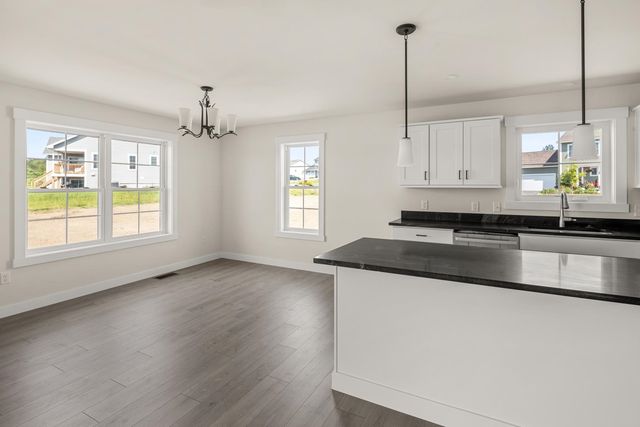 435 Commodore Drive 19, Vergennes, VT 05491