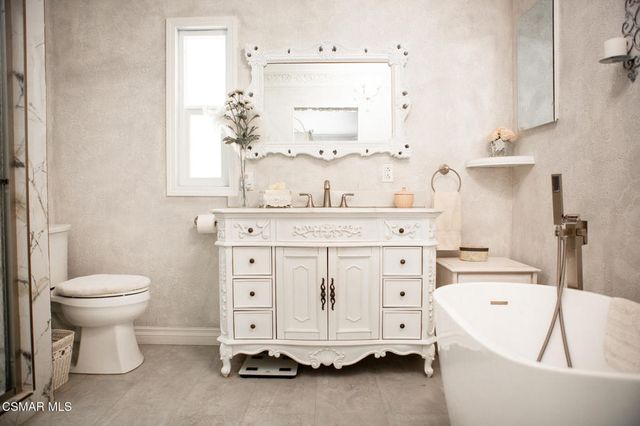 23777 Mulholland Hwy Spc 73, Calabasas, CA 91302