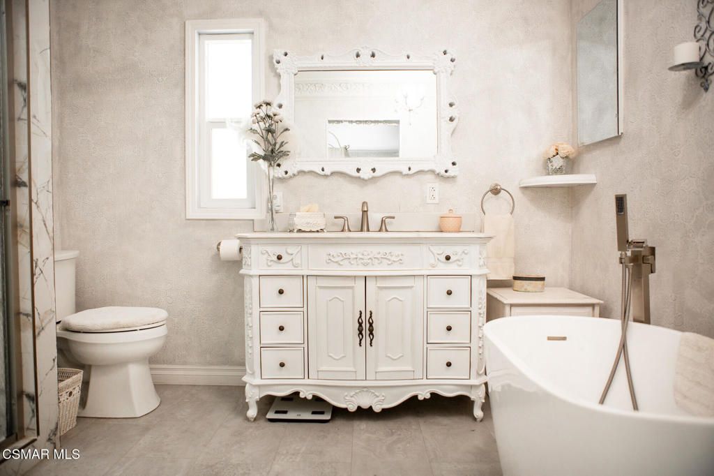 Image 13 of property listing at 23777 Mulholland Hwy Spc 73, Calabasas, CA 91302