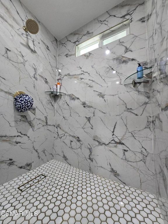 Image 18 of property listing at 23777 Mulholland Hwy Spc 73, Calabasas, CA 91302