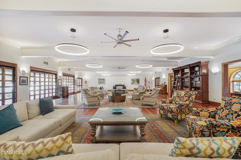 Image 25 of property listing at 23777 Mulholland Hwy Spc 73, Calabasas, CA 91302