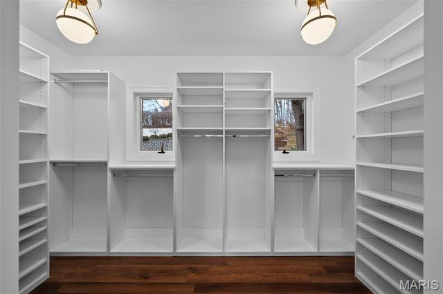 2209 Ridgley Woods Drive, Clarkson Valley, MO 63005