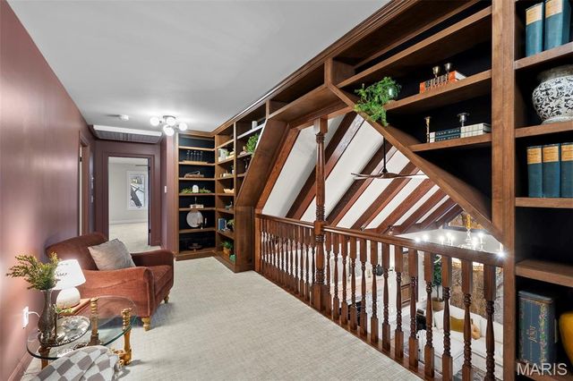 2209 Ridgley Woods Drive, Clarkson Valley, MO 63005