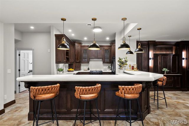 2209 Ridgley Woods Drive, Clarkson Valley, MO 63005