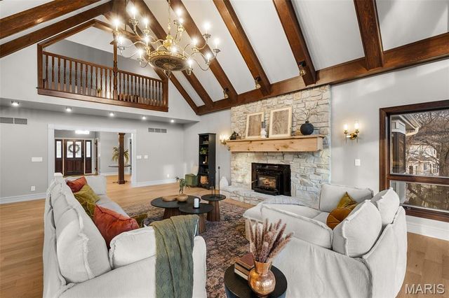 2209 Ridgley Woods Drive, Clarkson Valley, MO 63005