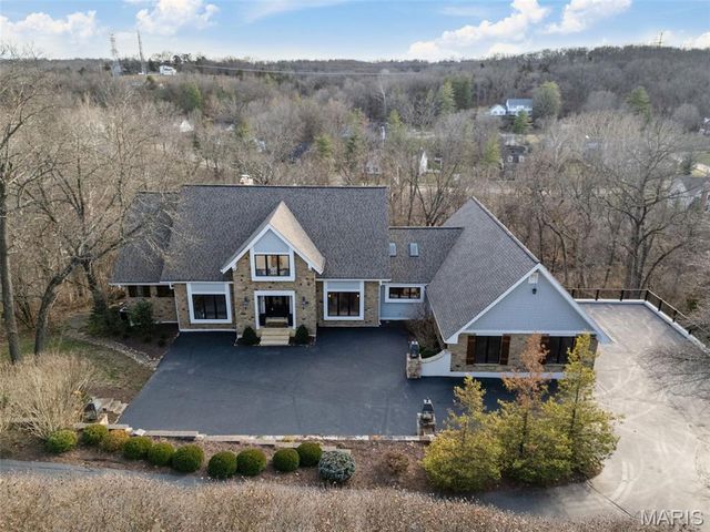 2209 Ridgley Woods Drive, Clarkson Valley, MO 63005